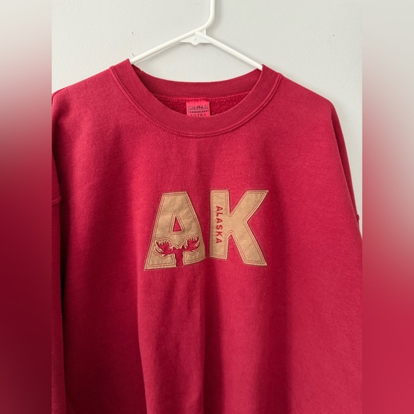 VTG Alaska Moose Sweatshirt Crewneck Red Brown Size L XL - Picture 2 of 7
